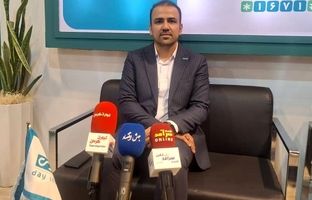 تحول دیجیتال در بیمه دی؛ از صدور آنلاین بیمه‌نامه تا سوپر اپلیکیشن هوشمند «دی دار»