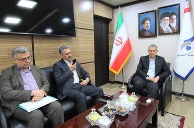 میز خدمت بانک سرمایه در نماز جمعه تهران برپا شد