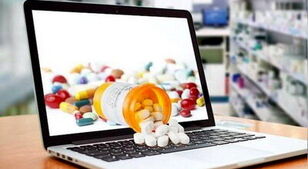 فروش اینترنتی دارو غیرقانونی است / با متخلفان برخورد قاطع می‌شود