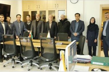 تأکید مدیرعامل بانک صنعت و معدن بر استمرار خدمت‌رسانی هوشمند به مشتریان در ایام پایانی سال