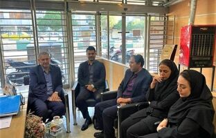 گپ و گفت سرپرست بانک سرمایه با همکاران شعبه کریمخان