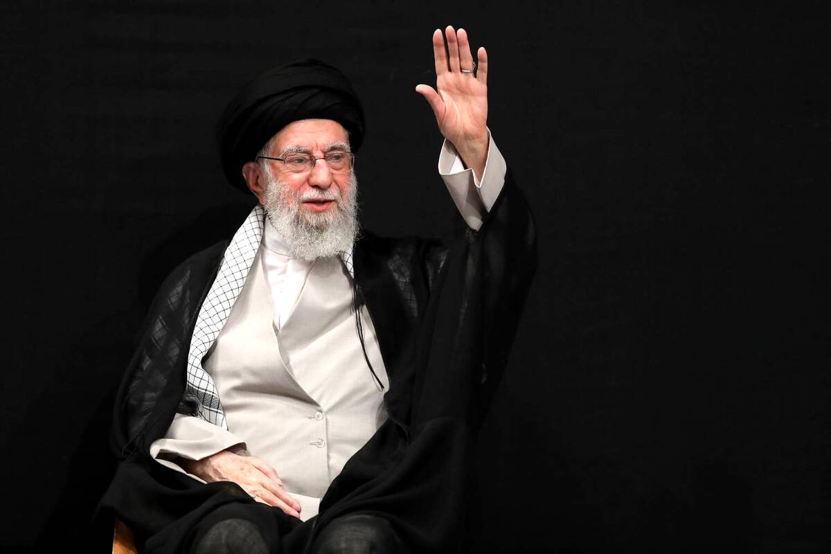 با حضوری حماسی رهبر شهید انقلاب را بدرقه خواهیم کرد