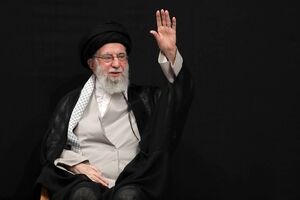 با حضوری حماسی رهبر شهید انقلاب را بدرقه خواهیم کرد