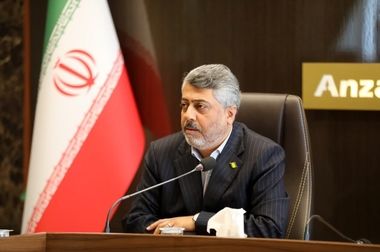 حرکت نمادین پاروزنان به مناسبت سالروز آزادسازی خرمشهر