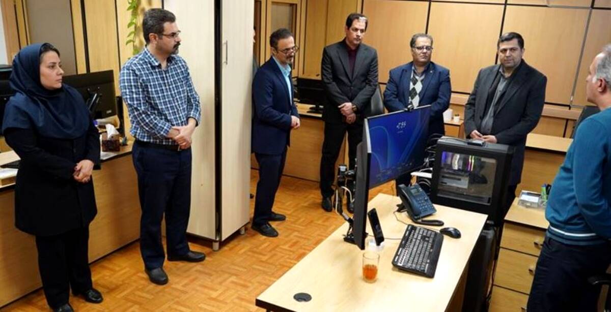 شنیدن فعالیت ها، عملکرد ها و مشکلات در گفت و گوی مستقیم با کارکنان فناوری اطلاعات
