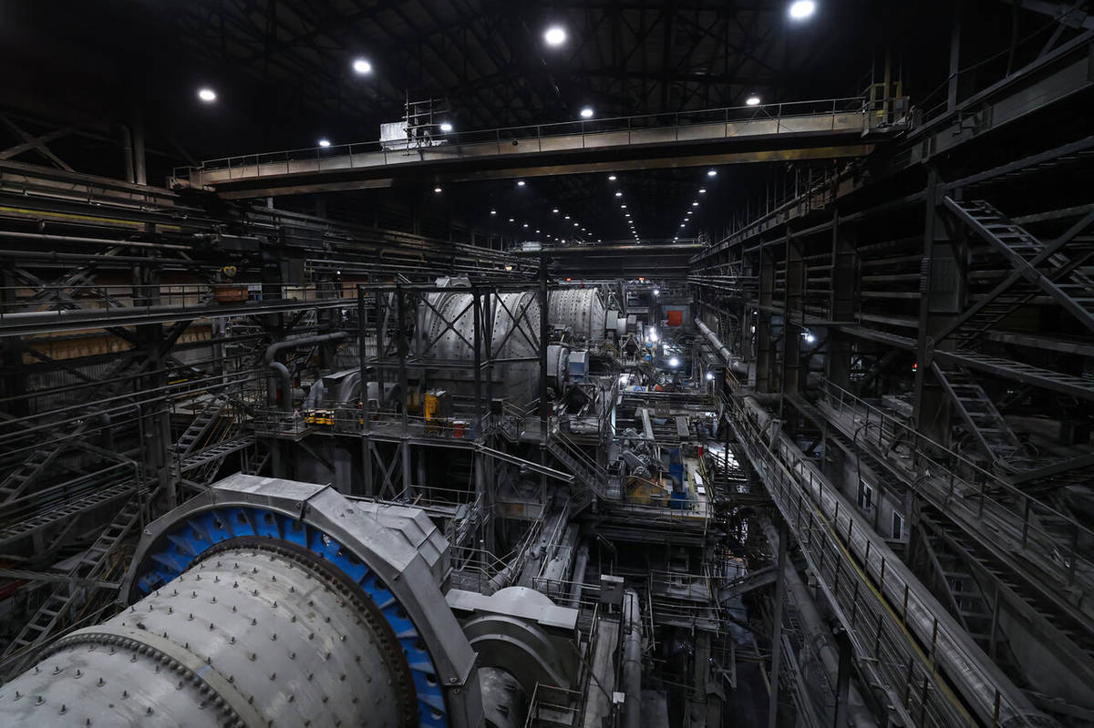 ساخت دستگاه فرز CNC پرتابل توسط مهندسان شرکت ملی مس برای نخستین‌بار در کشور