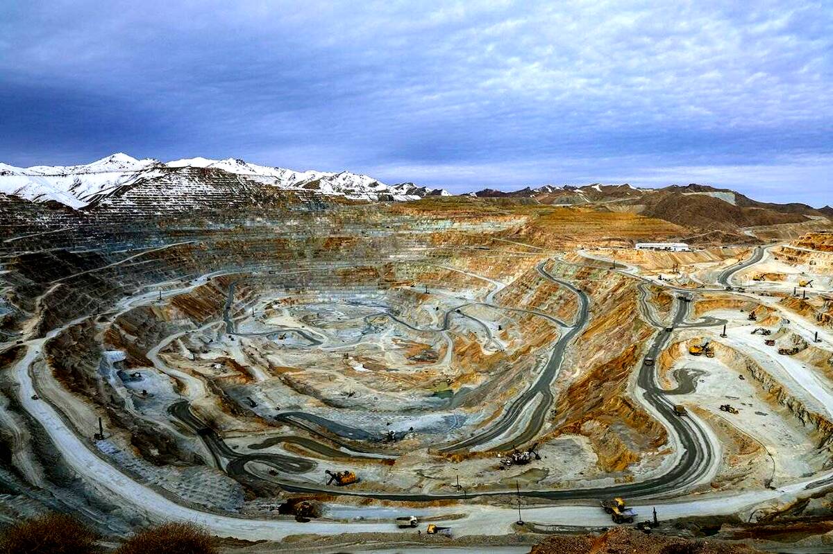 بیشترین تولید روزانه، ماهانه و سالیانه در تاریخ معدن سرچشمه ثبت شد