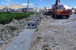 عملیات ساماندهی کانال فاضلاب کشمش‌تپه آغاز شد
