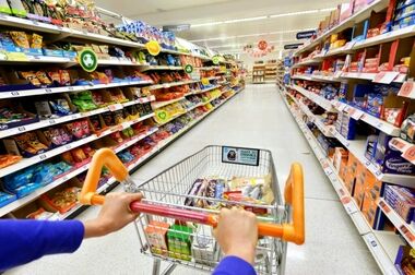 پرداخت کالابرگ به ۳ دهک اول با شیوه جدید؛ به زودی/ ثابت ماندن قیمت کالاها در طول سال