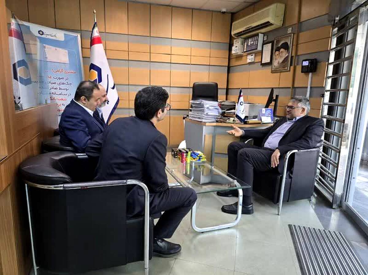بازدید رئیس هیئت‌مدیره بانک سینا از شعب مدیریت منطقه گیلان 