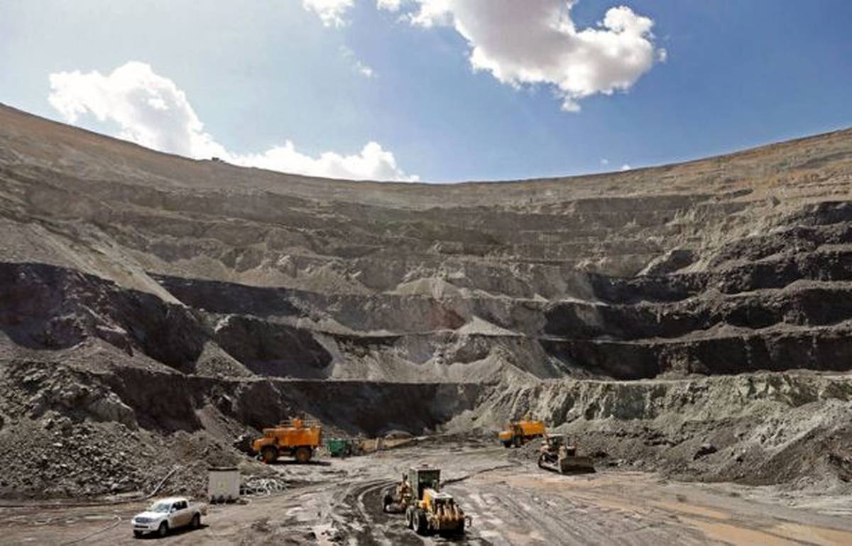 نزدیک به 600 معدن در سال گذشته، احیا و فعال شدند/ آقاجانلو اعلام کرد: ثبت رکورد در احیای معادن طی سال 1403