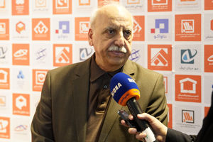  عبده‌ تبریزی: ضرورت تقویت منابع بانک مسکن برای توسعه بخش مسکن کشور/ خانه‌دار شدن میلیون‌ها ایرانی با تسهیلات این بانک
