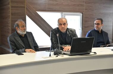  توزیع ۴ هزار اصله نهال رایگان به شهروندان در منطقه یک همزمان با هفته درختکاری
