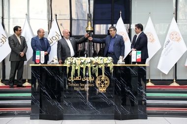 بازار سرمایه در اوج/شاخص بورس وارد کانال ۴ میلیون واحد شد