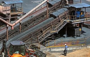 کاهش هزینه حمل و نقل سنگ آهن خواف نیازمند تکمیل زنجیره تولید است