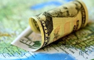 مظاهری: تک‌نرخی شدن ارز ضرورتی اجتناب‌ناپذیر/ ندری: حقوق‌بگیران را زمین‌گیر می‌کند