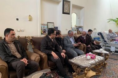 سومین نیروگاه خورشیدی چادرملو به بهره‌برداری رسید