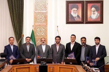  حمایت های مالی کارکنان و مشتریان خیر بانک مسکن هرمزگان برای آزادی زندانیان جرائم غیر عمد/ تقدیر ستاد دیه هرمزگان از کارکنان و مشتریان خیر بانک مسکن