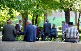  بازنشستگان «یک زندگی ساده» می‌خواهند/ خطر گسترش فقر و بحران معیشت در سال آینده