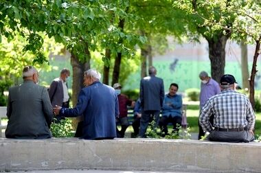  کارگران و بازنشستگان نگرانِ «دوا و درمان»/ سال آینده دارو دوباره گران می‌شود