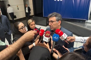 هلدینگ لبنی شستا وارد بورس تهران می‌شود