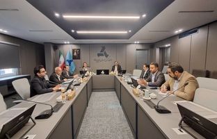 نشست مشترک ایدرو و سازمان بنادر:گامی برای توسعه اقتصاد دریامحور