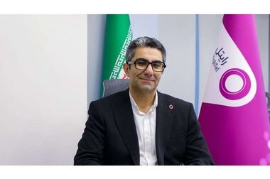 تغییر رویکرد رایتل از فروش اینترنت به تحول دیجیتال در صنایع/ واگذاری سهام تکلیف قانونی است