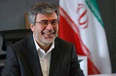 خوشحالی خانواده بزرگ بیمه ایران از راه‌اندازی مجدد شعبه بازار