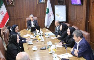 نشست صمیمی مدیرعامل پست بانک ایران با اعضای هیات امنای کانون بازنشستگان بانک برگزار شد