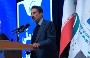 با نقشی که پتروشیمی در شرایط حساس امروز در ارزآوری و صادرات دارد، نباید بدان کم‌اعتنایی شود/ دلیل التهابات ارزی امروز بی‌اعتنایی به صادرات غیرنفتی در گذشته است