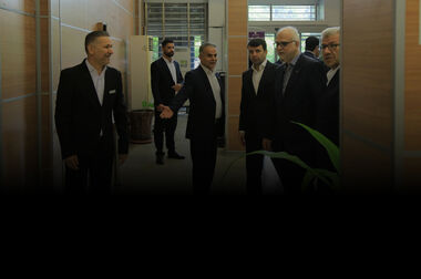 نخستین گام عملیاتی بانک اقتصادنوین برای تبدیل شدن به «بانک جامع» برداشته شد