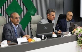  اولین کافه کتاب پژوهشکده بیمه با بررسی و نقد کتاب "فرهنگنامه دیات: به انضمام نظریه‌های مشورتی قوه قضاییه و آرای وحدت رویه" برگزار شد