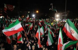 از آیین تشییع شهدا تا خدمت‌رسانی به شهروندان در چهارراه نبرد