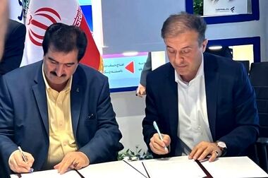 معرفی دستاوردهای توسعه‌ای «ومعادن» در نخستین روز متافو ۱۴۰۴ / ارائه گزارش پیشرفت پروژه‌ها به وزیر صمت