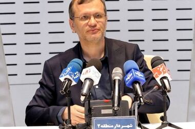 معابر و بزرگراه‌های منطقه ۲ به نام پیامبر مهربانی‌ها مزین شد