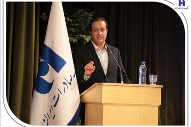 بانک صادرات ایران با تقدیم 96 شهید نماد ایستادگی در کنار مردم است / آغاز افتخارآمیز تدوین تاریخ شفاهی شهدای بانک صادرات ایران