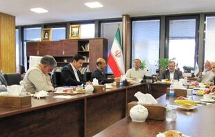 برگزاری نشست شورای سیاستگذاری ایثارگران کشور در بیمه ایران