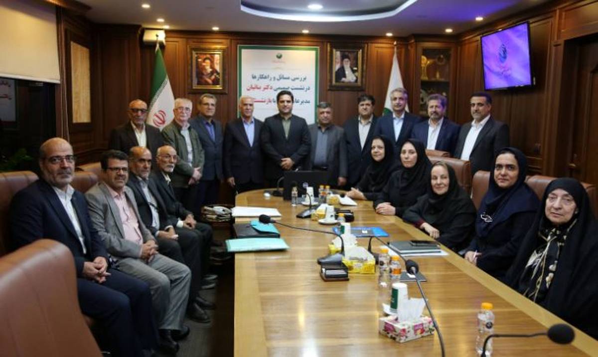 دیدار صمیمی مدیرعامل پست بانک ایران با اعضای کانون بازنشستگان و مدیرعامل و اعضای هیات مدیره صندوق آتیه و رفاه بانک