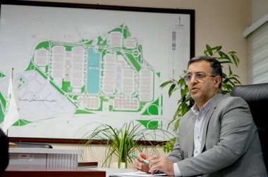 جمع‌آوری حدود 500 خودرو زیرباری از میدان مرکزی