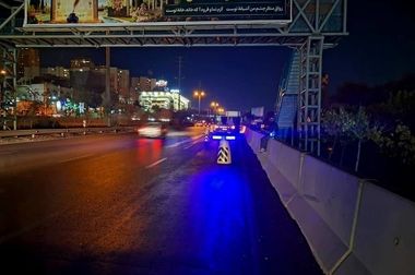 اجرای گذر پاییزی در بوستان های بزرگ منطقه یک با فرش برگ‌ها