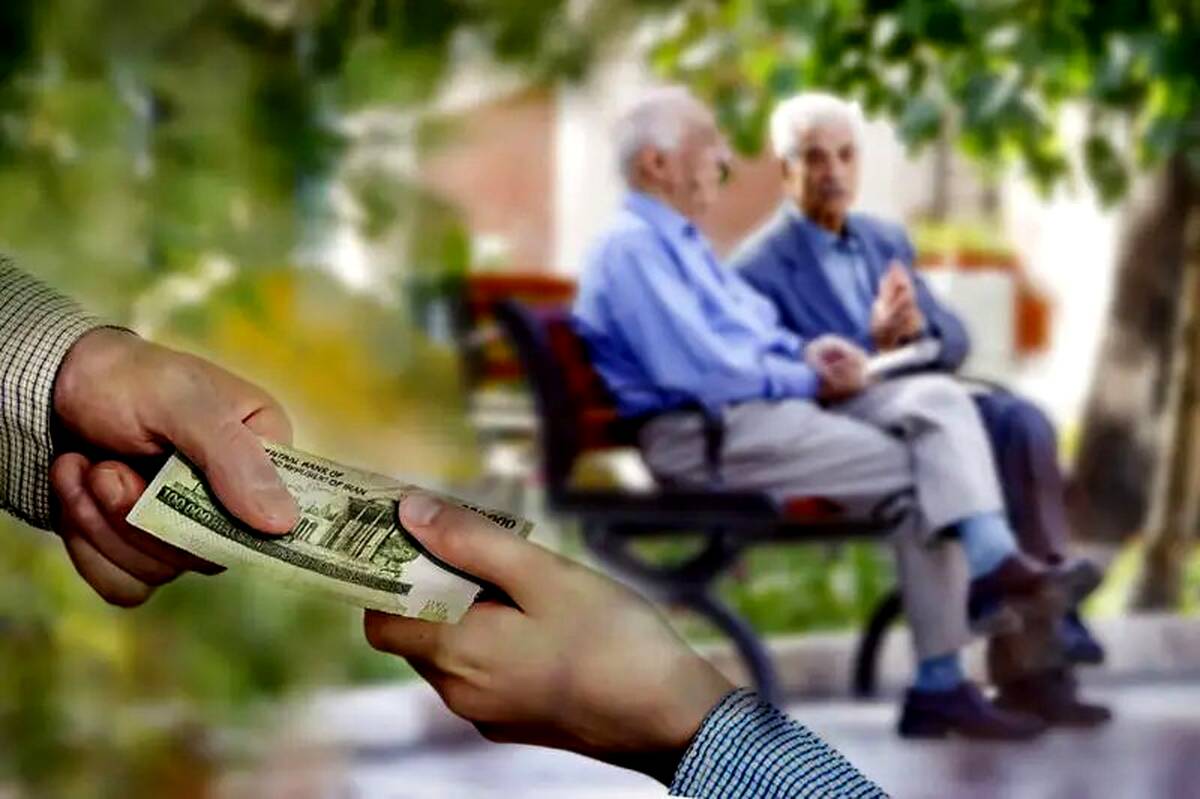  پدیده‌ای غیرقانونی به نامِ «بیمه طلایی بازنشستگان»/ کارگران بازنشسته خدمات VIP نمی‌خواهند، درمان را گران‌تر نکنید!