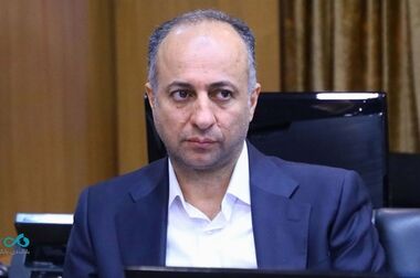 بازدید مقامات اقتصادی از غرفه بانک دی در نمایشگاه Kish Invex 2025