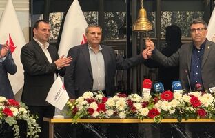 آکو باتری در بورس تهران زنگ آغاز فصل تازه را نواخت/ تعهد به ساخت بازارهای آینده