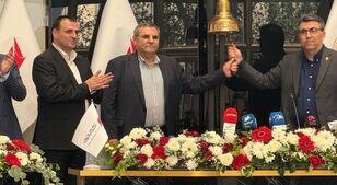 آکو باتری در بورس تهران زنگ آغاز فصل تازه را نواخت/ تعهد به ساخت بازارهای آینده