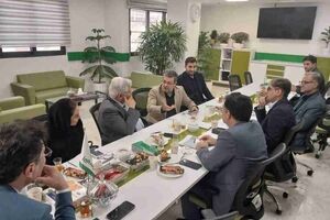 برگزاری چهارمین نشست هم اندیشی مدیران بیمه البرز با رؤسای تشکل های صنفی نمایندگان