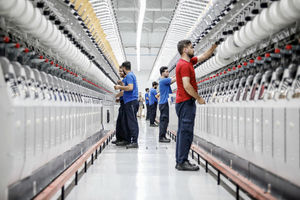 نظارت بر مزد واقعی و حقوق کارکنان شاغل بخش پیمانکاری