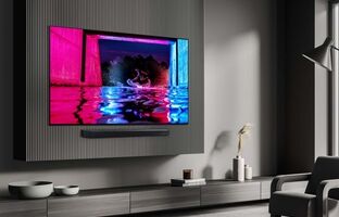 بررسی تلویزیون OLED S90D سامسونگ؛ تماشای  ۴kبا رنگ‌های واقعی و درخشان