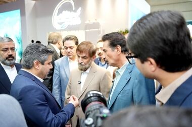 حضور مدیرعامل گروه سرمایه‌گذاری غدیر در غرفه پتروشیمی پردیس