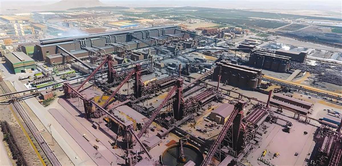 نصف شدن تولید در فولاد مبارکه با محدودیت‌های بی‌سابقه برق