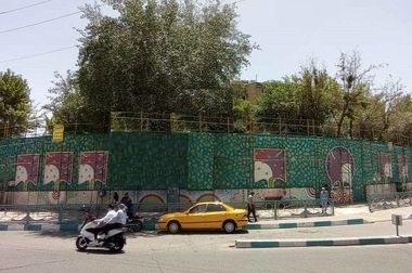 ۲۰ هزار پیاز لاله در منطقه ۲ کاشته شد